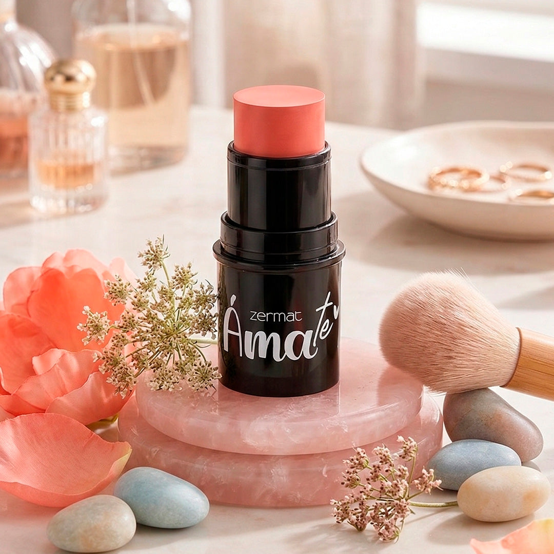 Amate Sun 3 in 1 stick: Cheeks, Lips & Eyelids